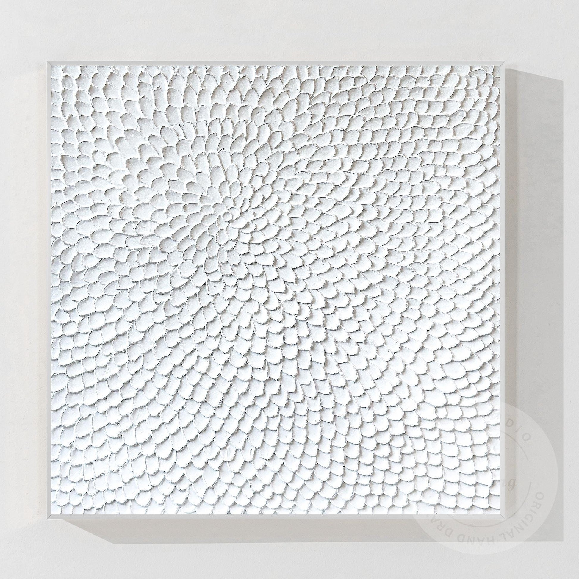 Textured White Flower Circle Painting: Abstract 3D Plaster Wall Art #9